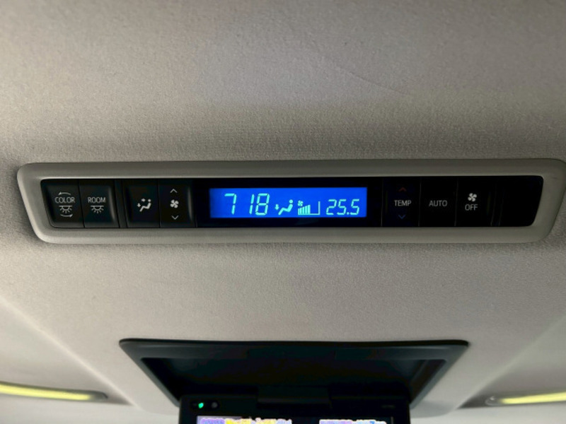 VELLFIRE-4