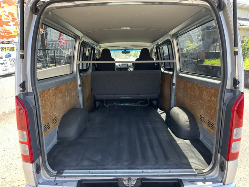 HIACE VAN-6