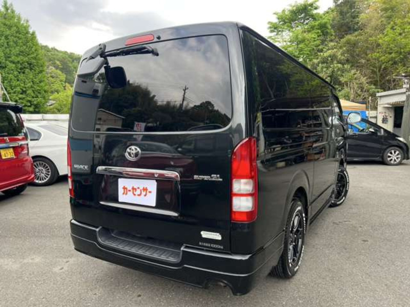 HIACE VAN-7