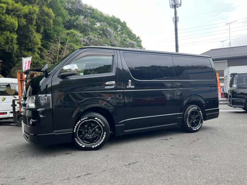 HIACE VAN-4