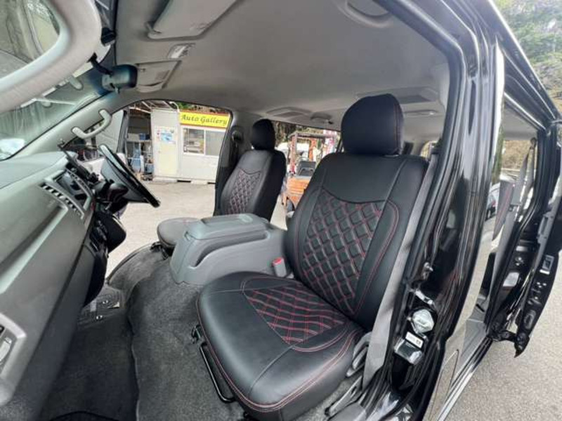 HIACE VAN-16
