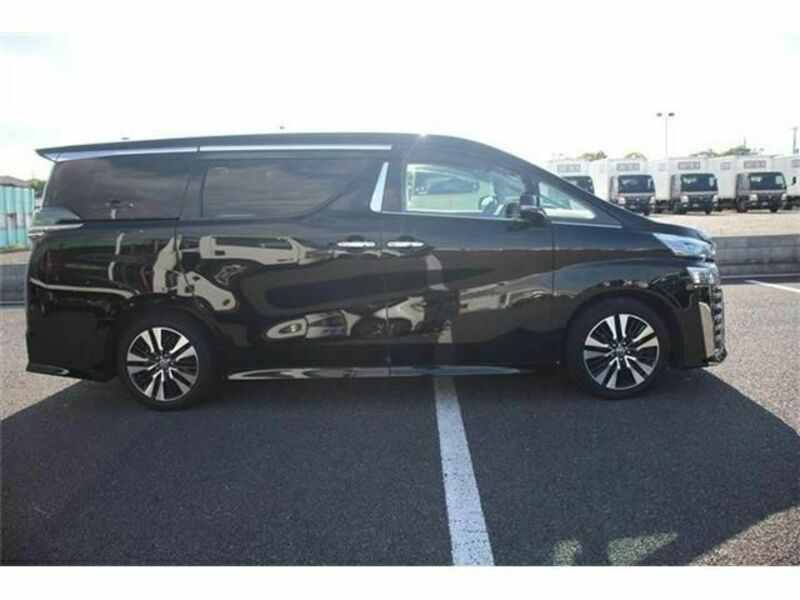 VELLFIRE-10