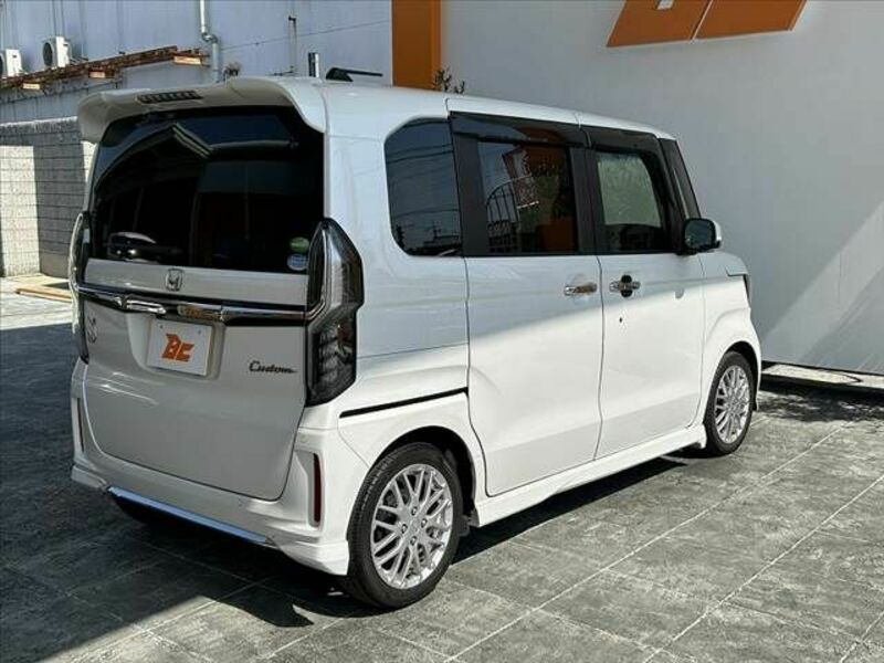 N BOX CUSTOM-14