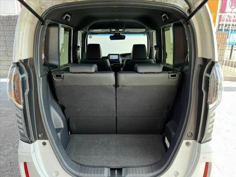 N BOX CUSTOM-19
