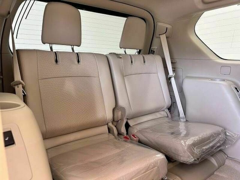 LAND CRUISER PRADO-9
