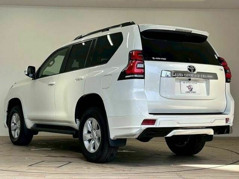 LAND CRUISER PRADO-15
