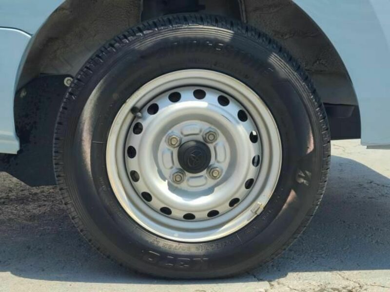 PIXIS TRUCK-21