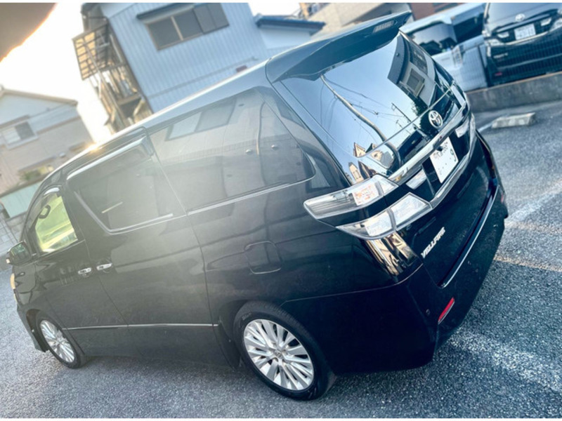VELLFIRE-8