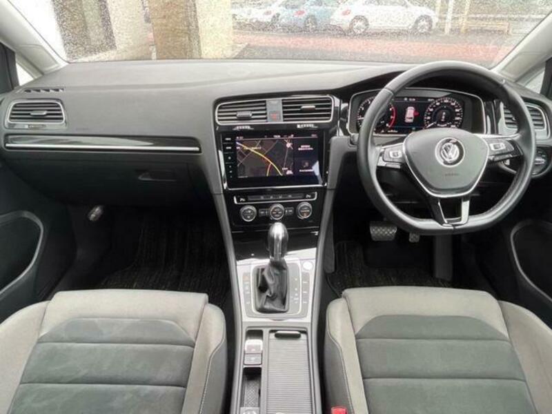 GOLF VARIANT-1