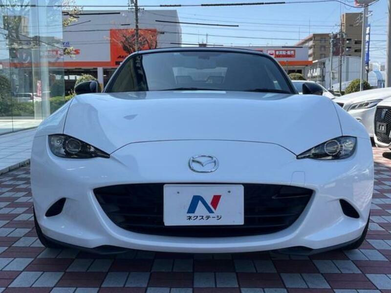 ROADSTER-11