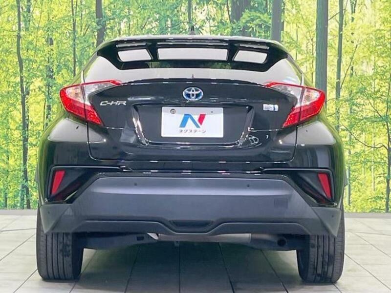 C-HR-15