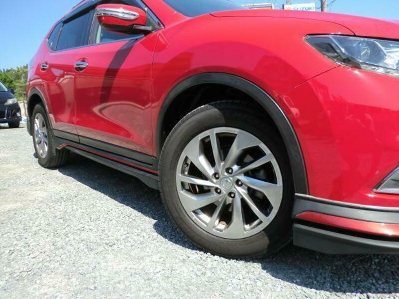 X-TRAIL-19