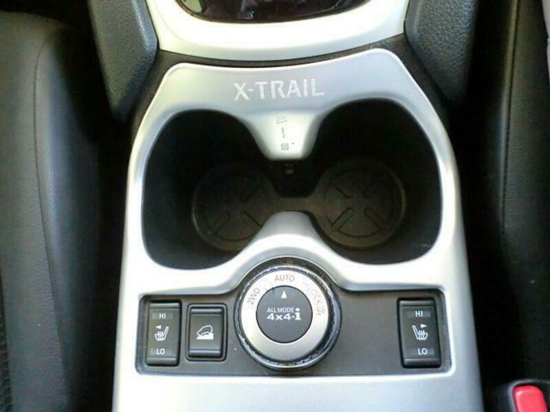 X-TRAIL-9