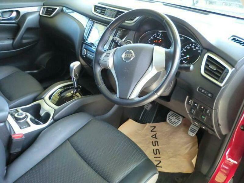 X-TRAIL-1