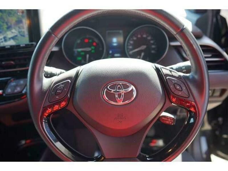 C-HR-15