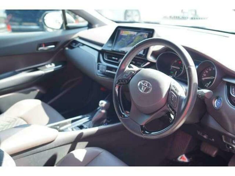 C-HR-10