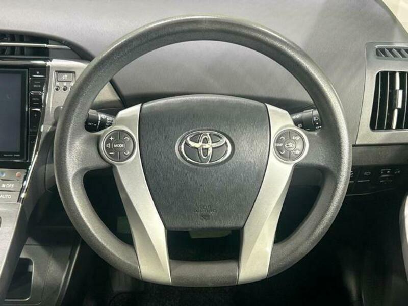 PRIUS-10