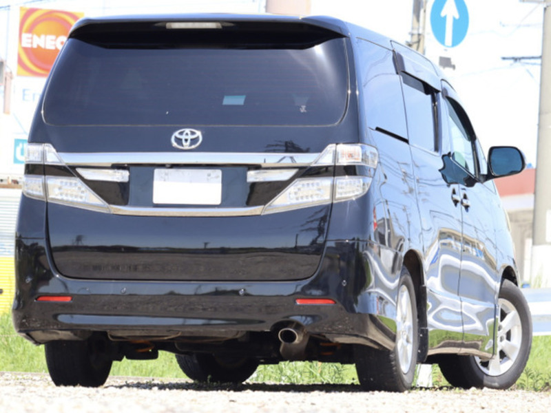 VELLFIRE-6