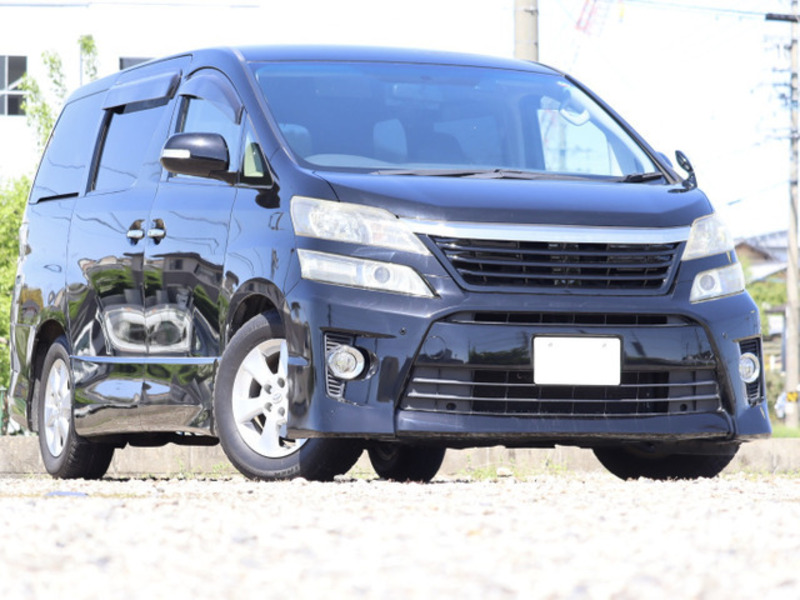TOYOTA　VELLFIRE