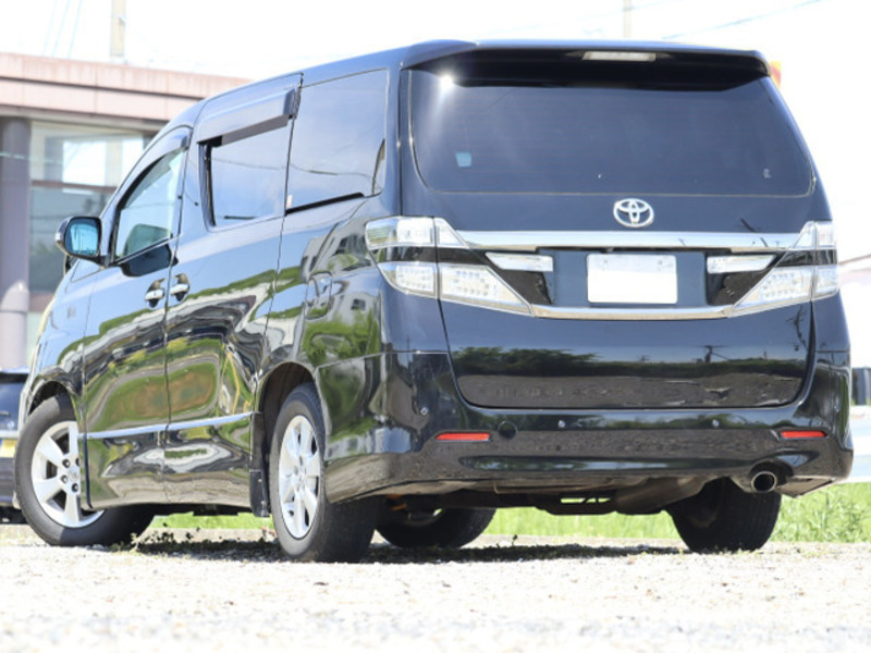 VELLFIRE-2