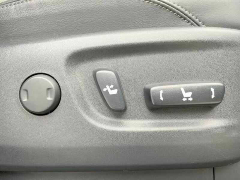 LAND CRUISER PRADO-7