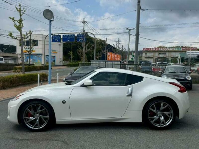 FAIRLADY Z-8