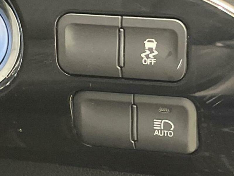 PRIUS-3