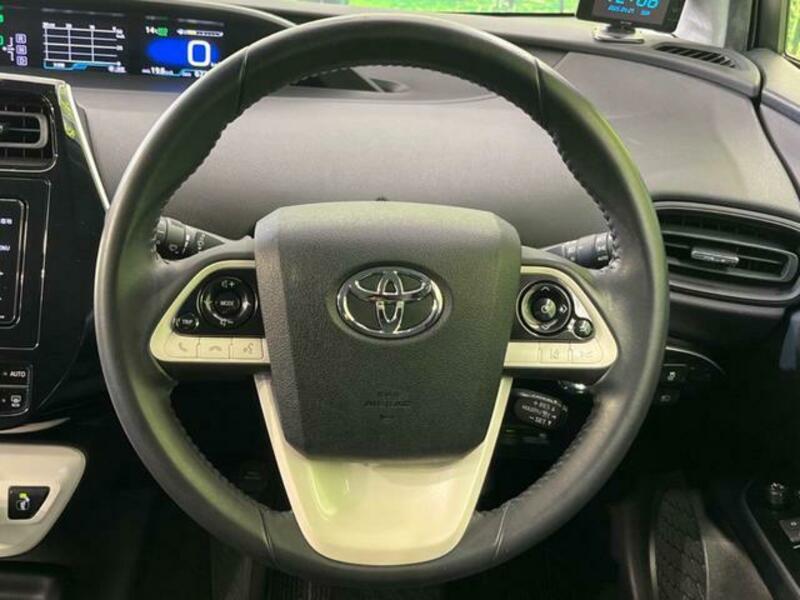 PRIUS-10