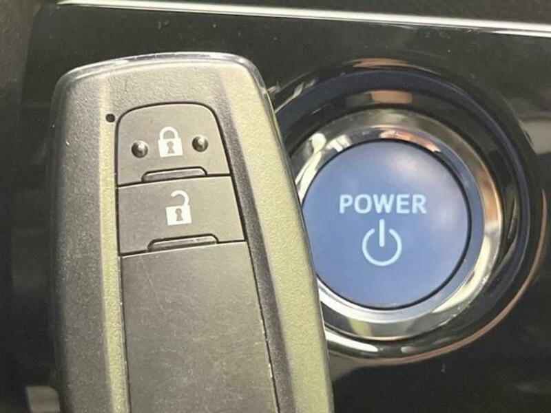PRIUS-6