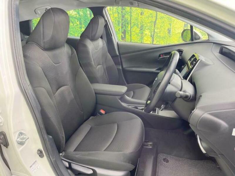 PRIUS-7
