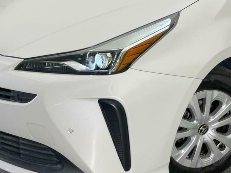 PRIUS-11