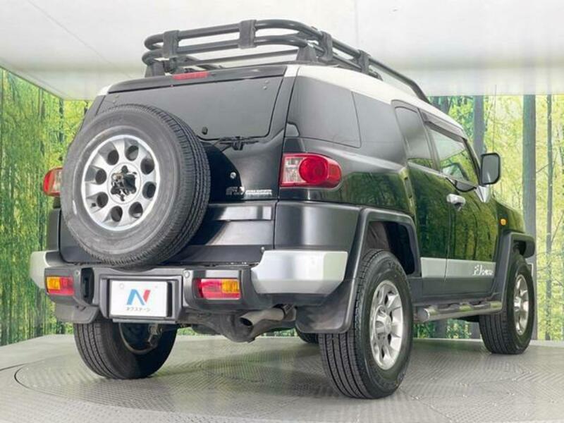 FJ CRUISER-16