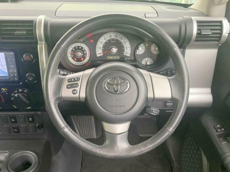 FJ CRUISER-10