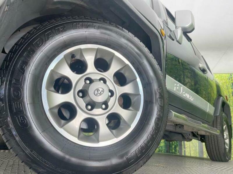 FJ CRUISER-12