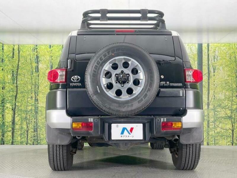 FJ CRUISER-14