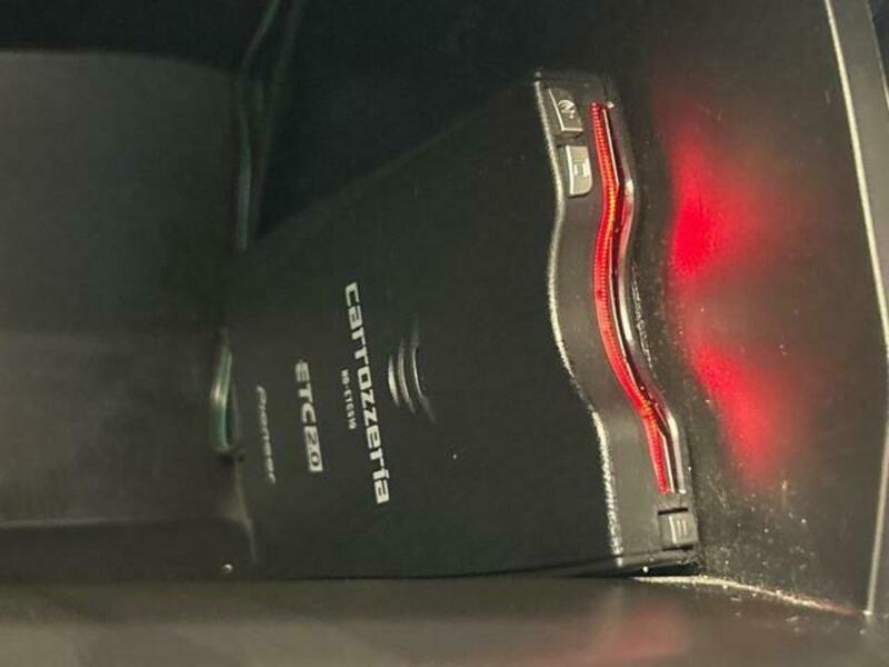 PRIUS-6