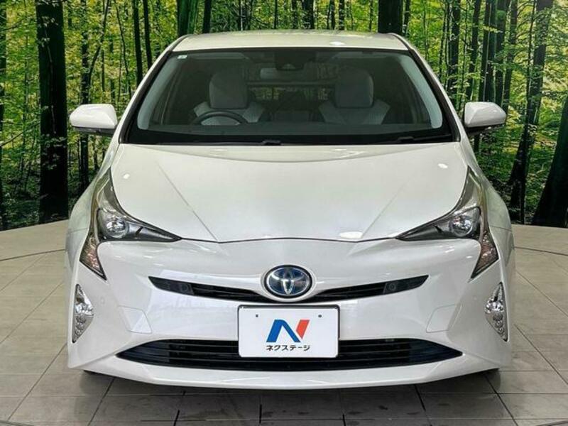 PRIUS-13