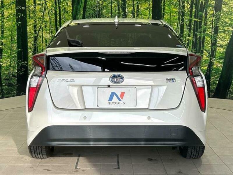PRIUS-14