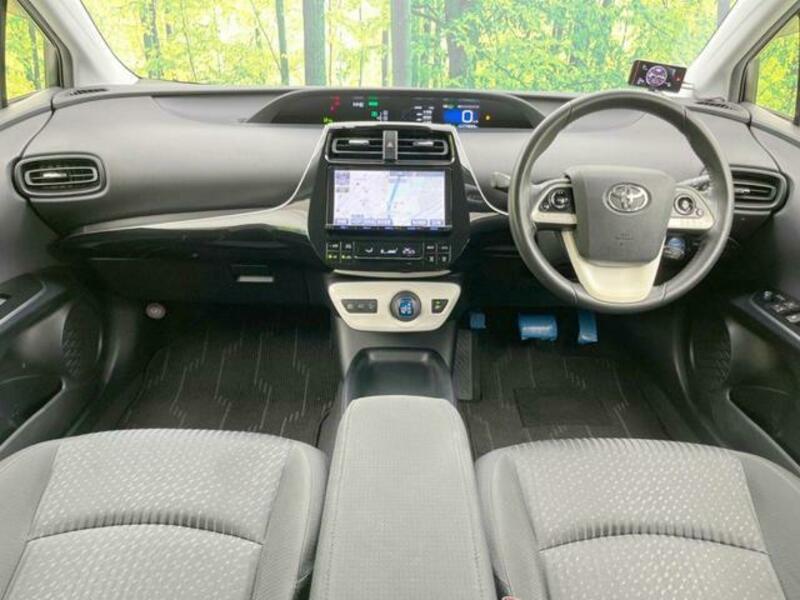 PRIUS-1