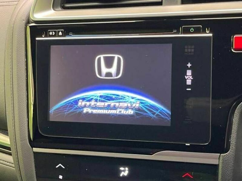 FIT HYBRID-2