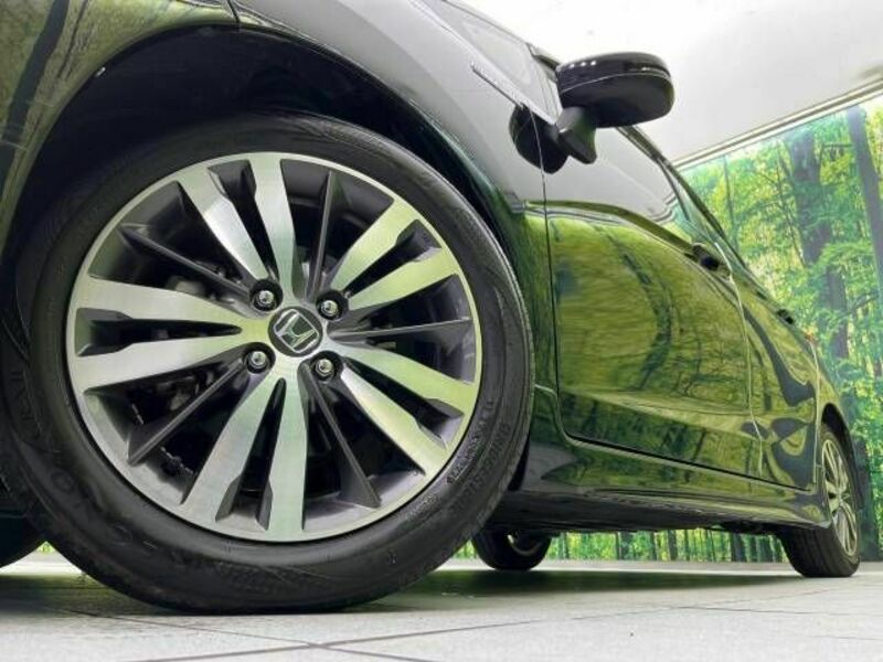 FIT HYBRID-12