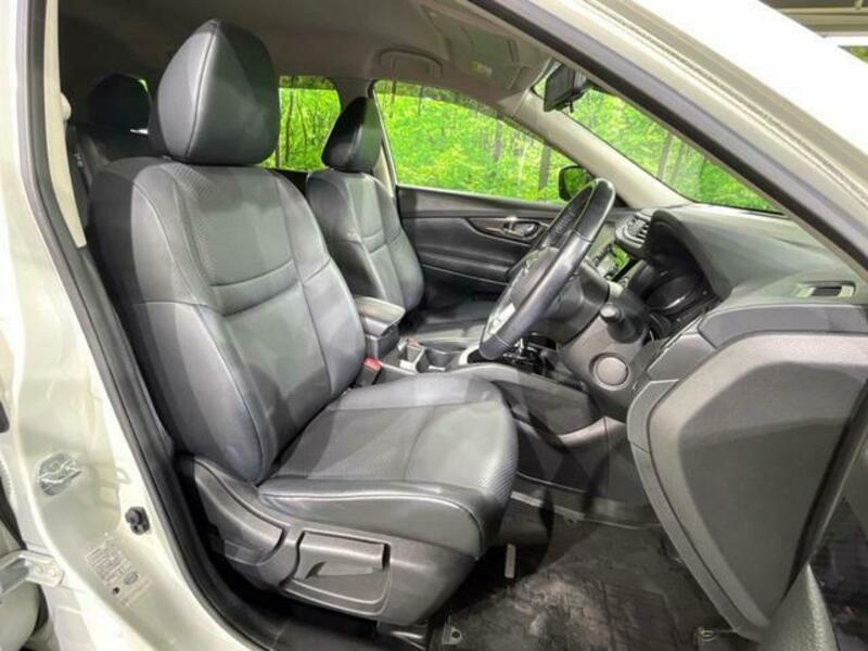 X-TRAIL-7