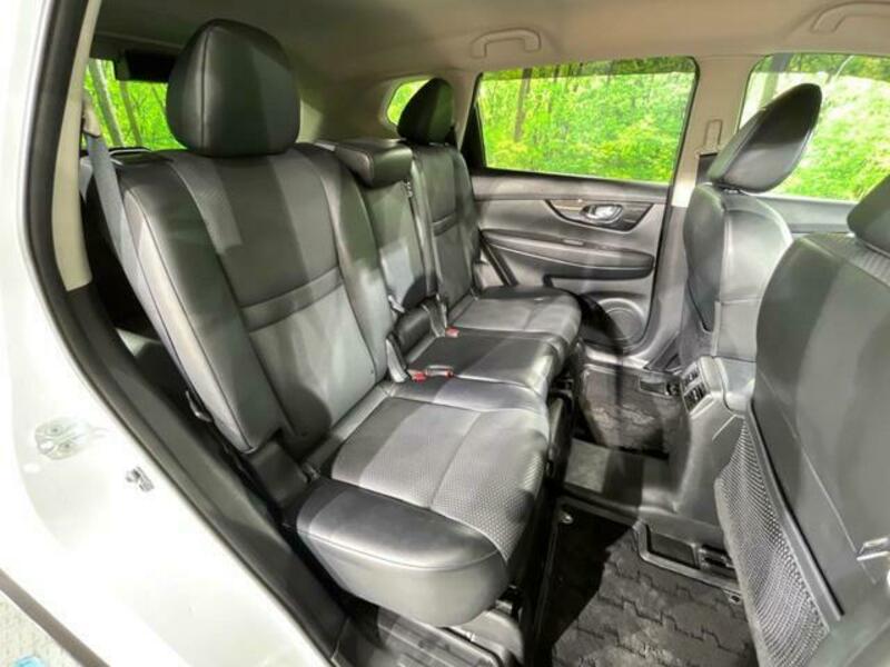 X-TRAIL-8