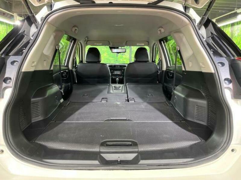X-TRAIL-9