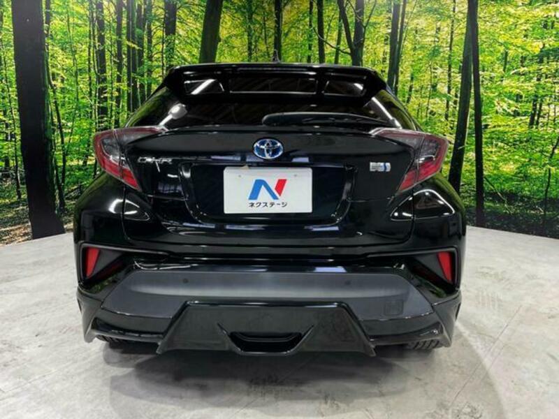 C-HR-13