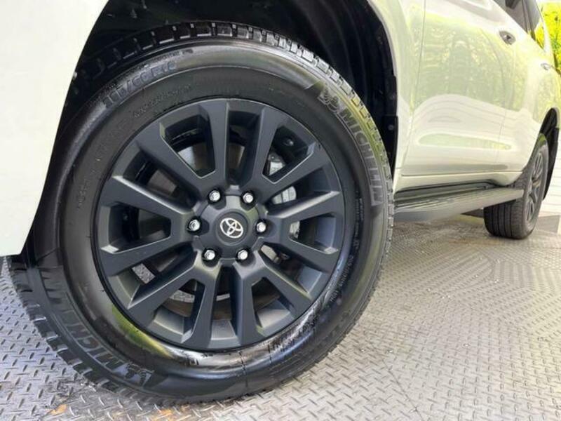 LAND CRUISER PRADO-13