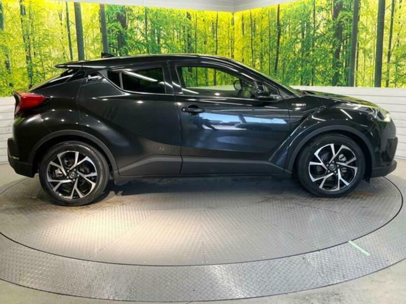 C-HR-15