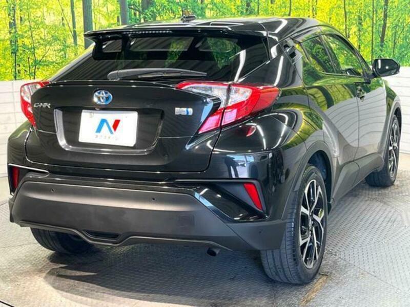 C-HR-17