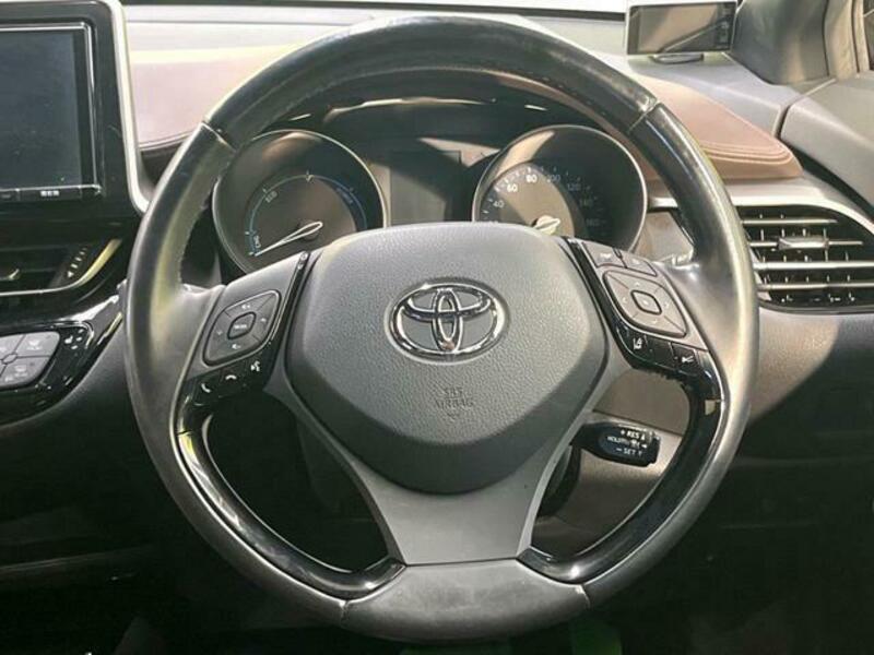 C-HR-10