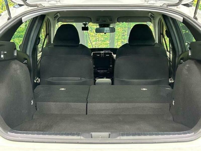 PRIUS-9